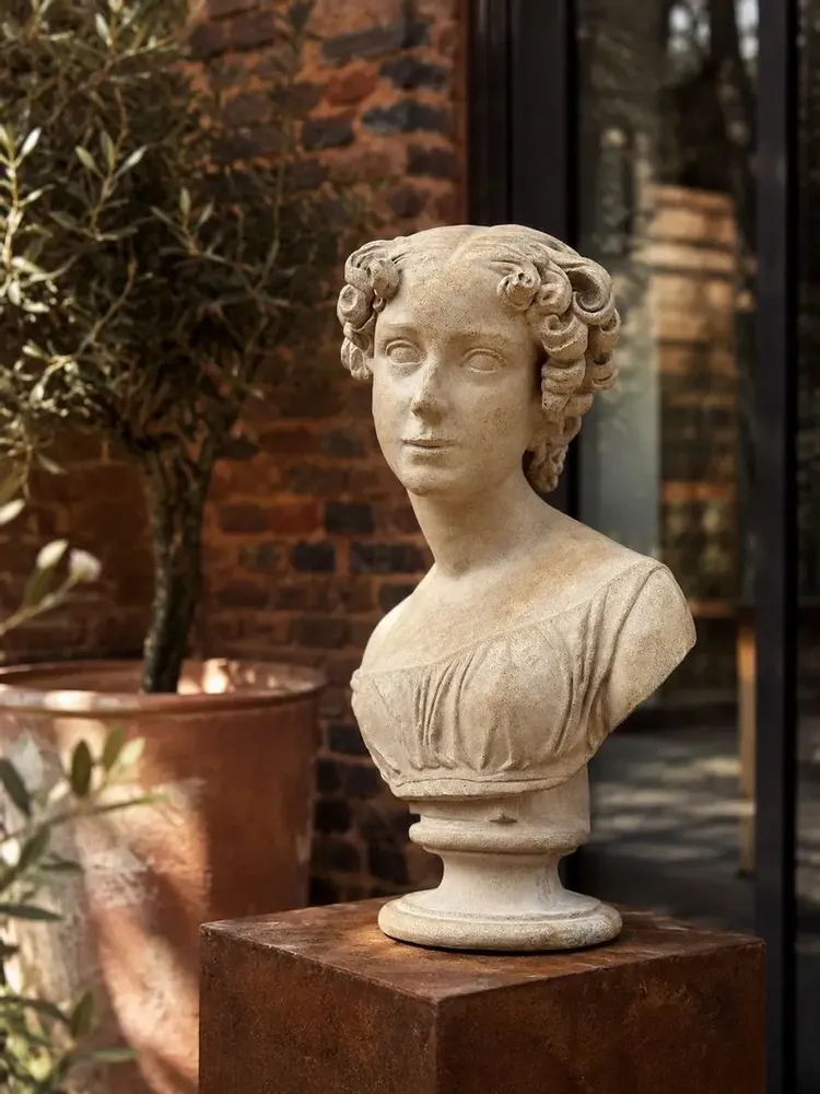 Outdoor decorative accessories - ROSA I – Contemporary Ceramic Decorative Bust - CERAMIC FACTORY