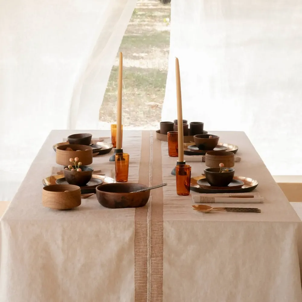 Table cloths - NO-MAD Tablecloth Collection in Natural Fabrics - NO-MAD