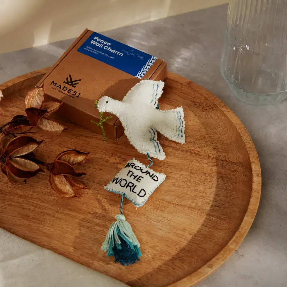 Decorative objects - Handmade Peace for All Decor - UNHCR/MADE51