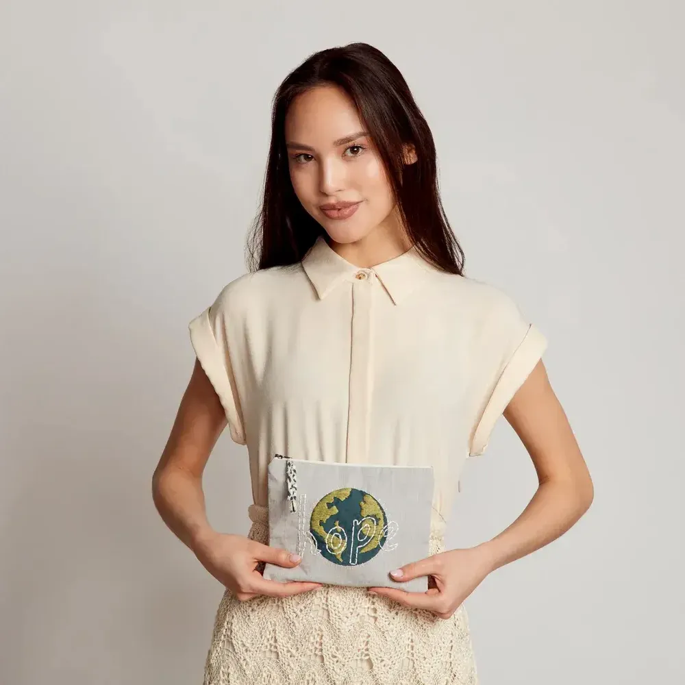 Sacs et cabas - Pochette Hope faite main - UNHCR/MADE51