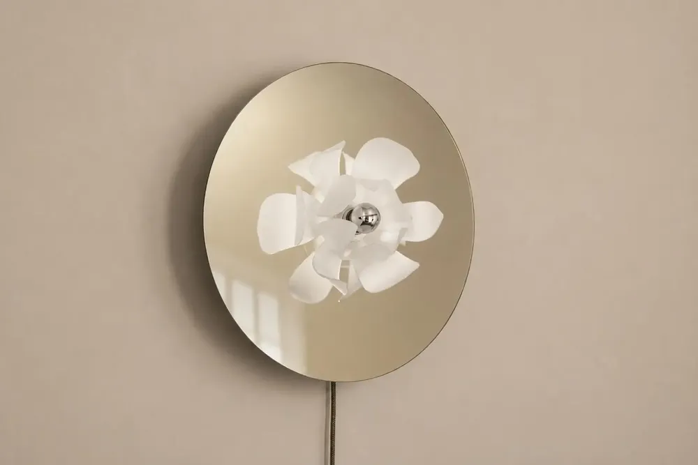 Hotel bedrooms - Lotus mirror and wall lamp - ANCA FETCU STUDIO
