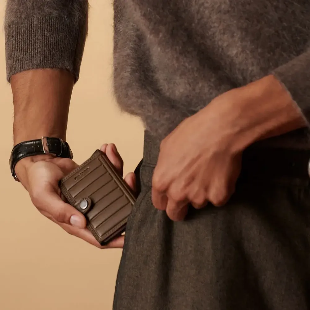 Leather goods - Premium+ Emboss Lines - SECRID