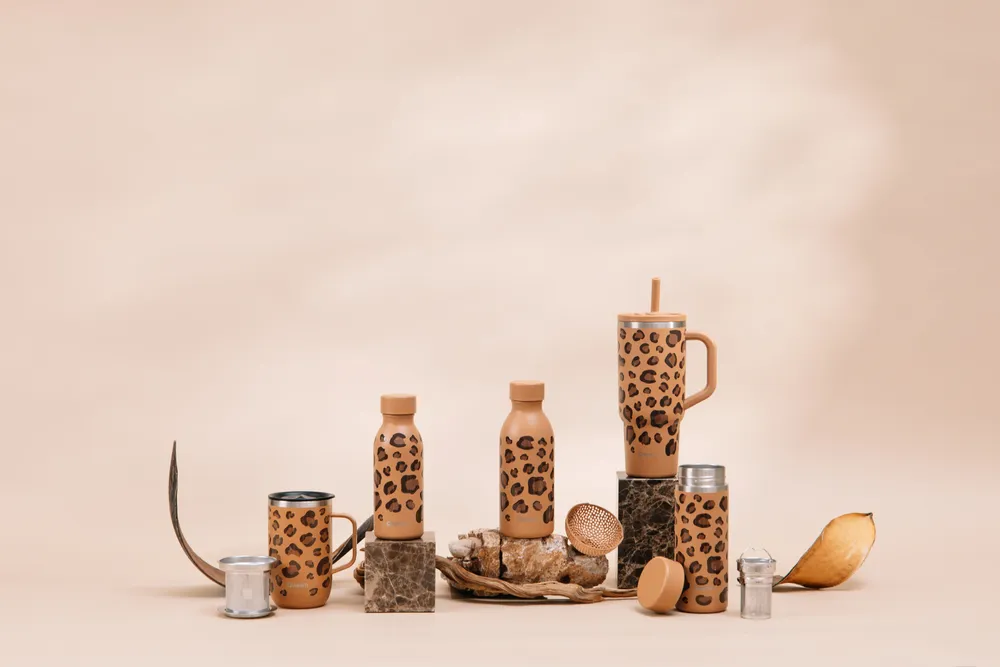 Mugs - From coffee to tea: The mug that adapts to your desires. - QWETCH