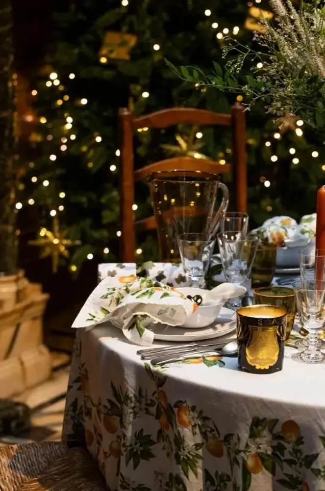 Table cloths - L'ORANGERIE Linen Tablecloths & Napkins - SUMMERILL AND BISHOP