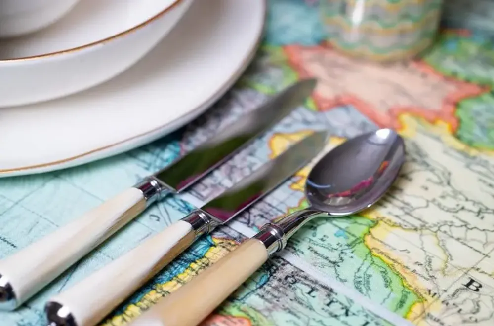 Table cloths - 1914 NAUTICAL WORLD MAP Linen Tablecloths and Napkins - SUMMERILL AND BISHOP