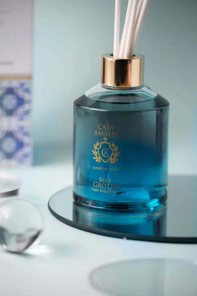 Parfums pour soi et eaux de toilette - BLUE GROTTO DIFFUSEUR D'INTÉRIEUR - Fraîcheur Acqua Marine 250ml - CASA AMALFI