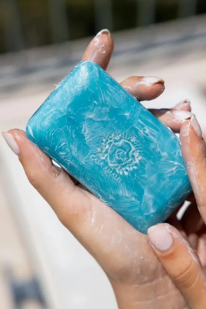 Fragrance for women & men - BLUE GROTTO BODY SOAP - Fresh Acqua Marine 150g - CASA AMALFI