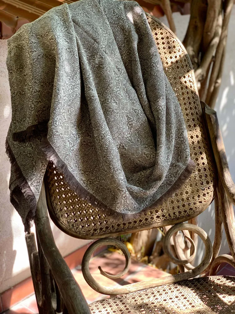 Fragrance for women & men - BROWN MOSAIC PLAID-THROW - CASA AMALFI