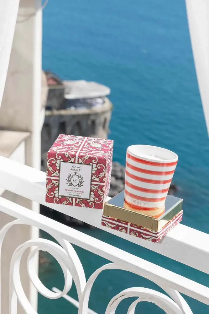 Parfums pour soi et eaux de toilette - SUNDAY IN NAPOLI Bougie en Cire de Soja Peinte à la Main - Feuille de Tomate & Magnolia 200g - CASA AMALFI