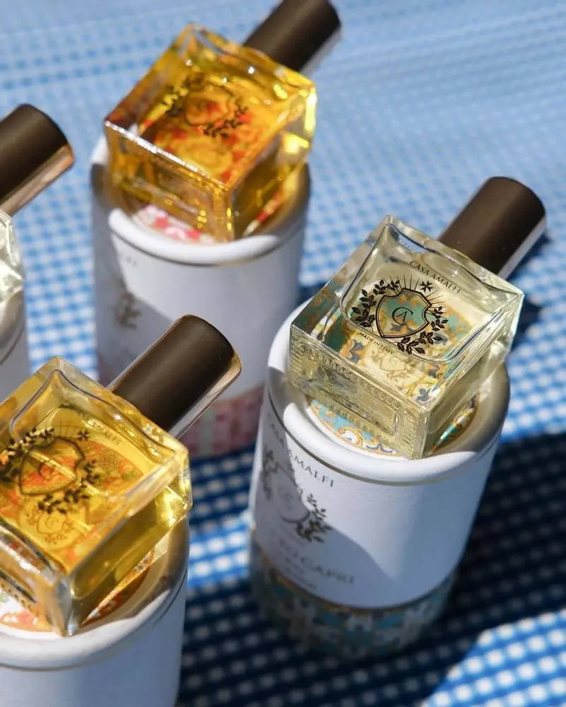 Parfums pour soi et eaux de toilette - APERITIVO IN AMALFI - Extrait de Parfum Roll-on 10ml - CASA AMALFI