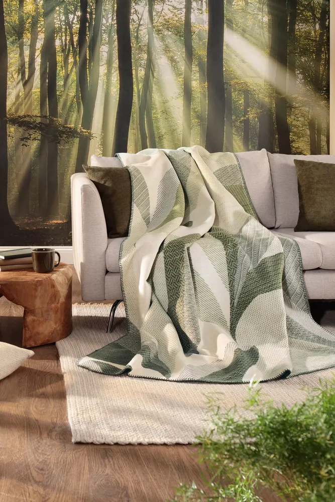 Throw blankets - Blabket Forest Leaves - BIEDERLACK