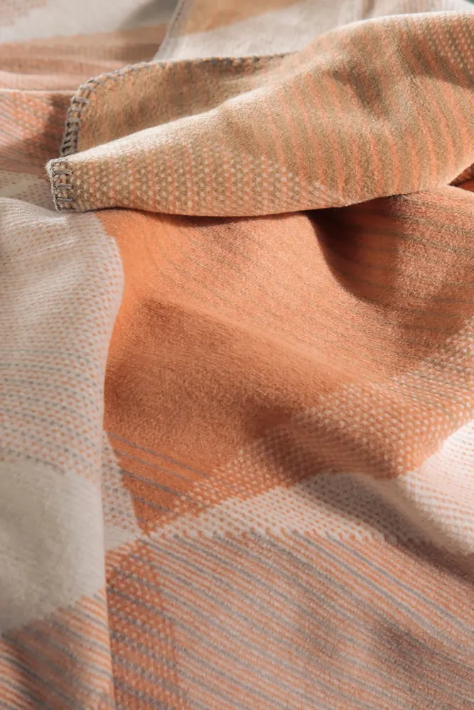 Throw blankets - Blanket Shadeflow - BIEDERLACK