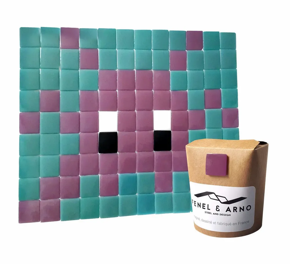 Stained glass decoration - Decorative adhesive glass mosaic invader #05 - PIXELBOX