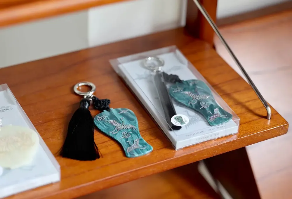 Bags and totes - keychains _ mother of pearl_ celadon vase / moon jar - HONGD.MADE