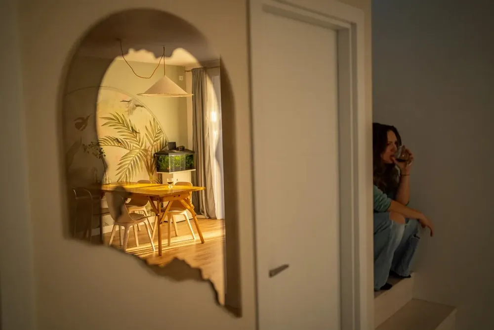 Hotel bedrooms - Roma wall mirror - ANCA FETCU STUDIO