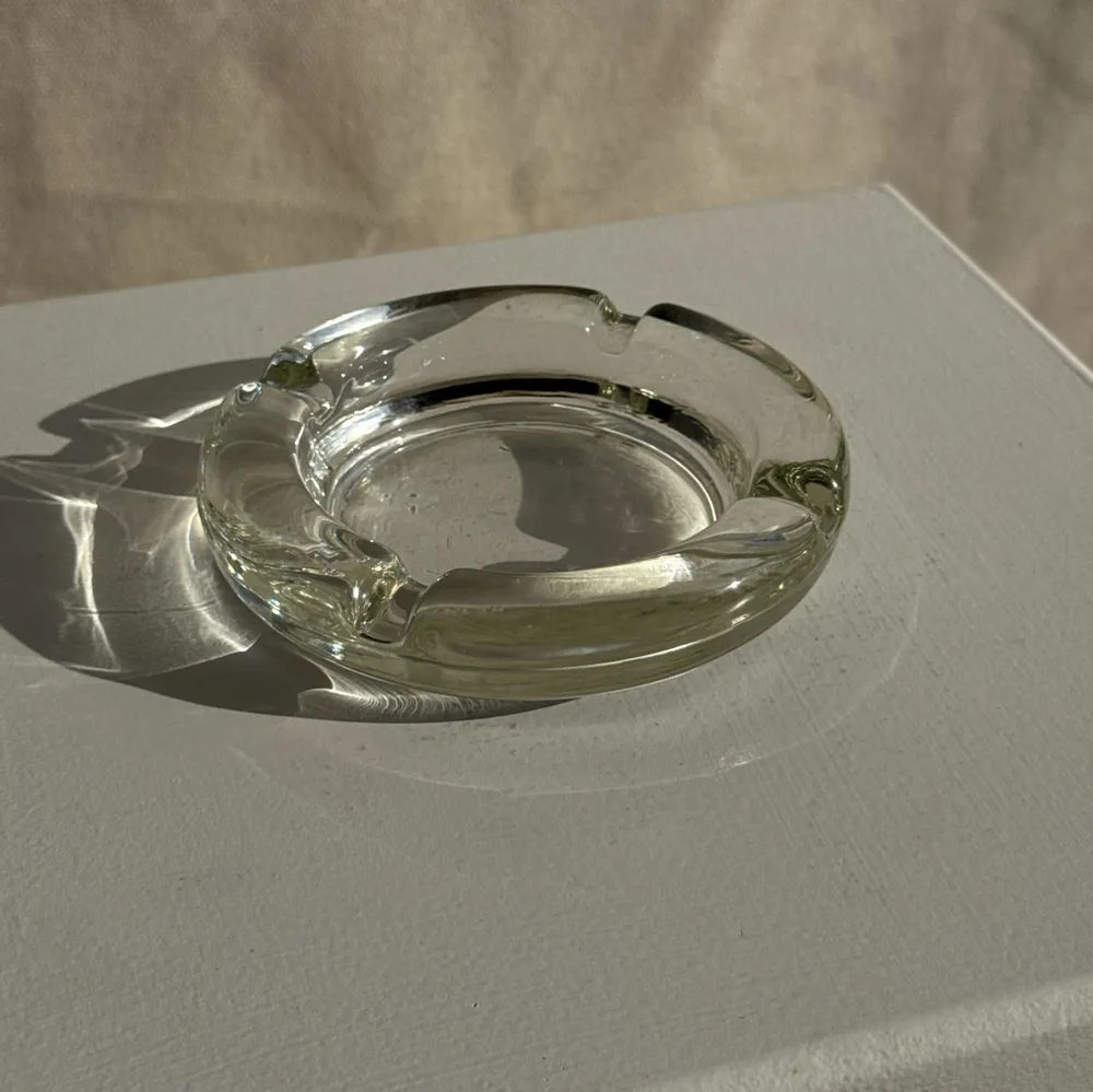 Objets de décoration - Lot de 2 cendriers vintage en verre épais porte-cigarettes D11,5 H2,5 - OFFICE OBJETS
