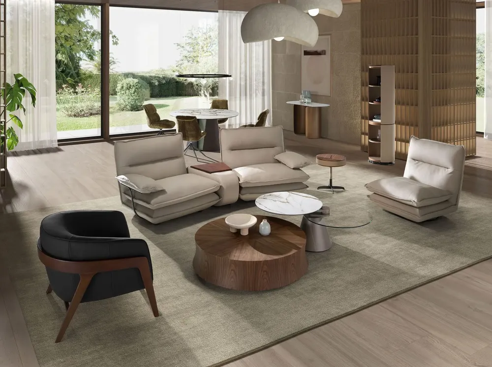 Armchairs - Black leather armchair - ANGEL CERDÁ