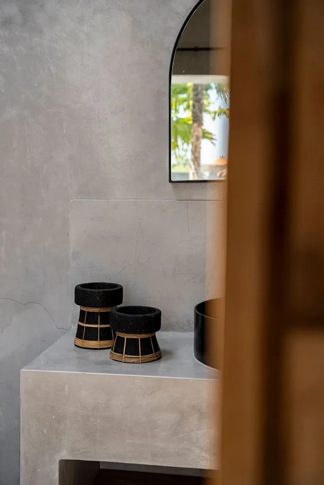 Candlesticks and candle holders - The Serene Candle Holder - Black Natural - M - BAZAR BIZAR LIVING