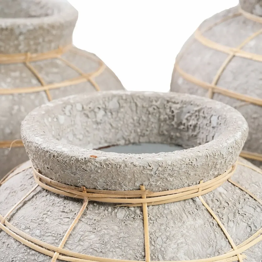 Vases - Le Vase Belly - Béton Gris Naturel - L - BAZAR BIZAR LIVING