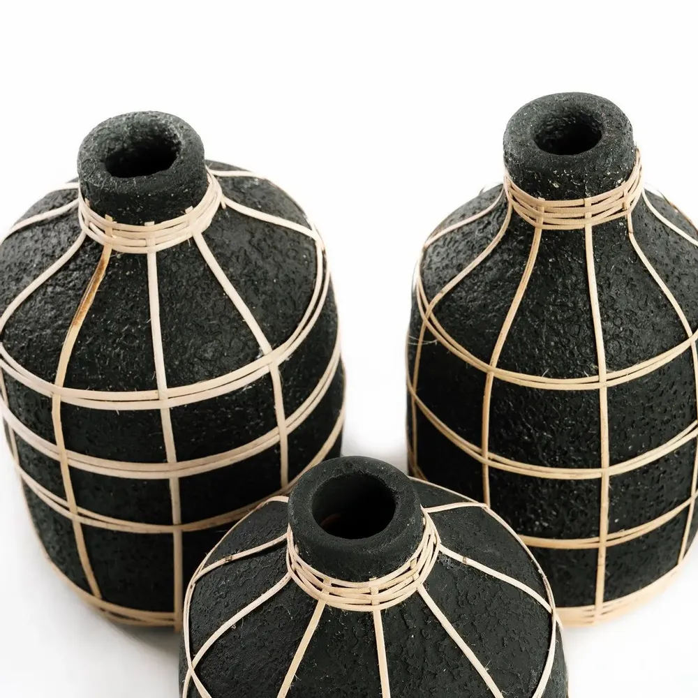 Vases - The Whoopy Vase - Black Natural - M - BAZAR BIZAR LIVING