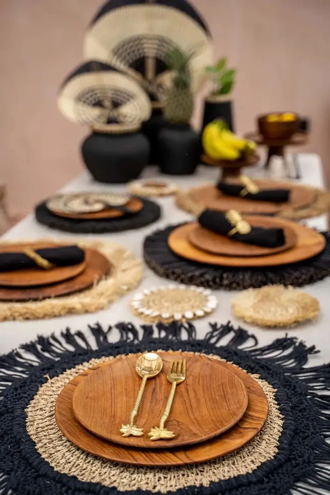 Assiettes au quotidien - L’Assiette Ronde Teak Root - L - BAZAR BIZAR LIVING