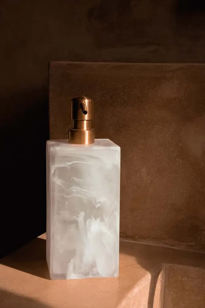 Soap dishes - The Resin Soap Dispenser - Pink White - BAZAR BIZAR LIVING