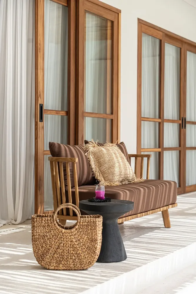 Autres tables  - La Table D'Appoint Gravity - Noir - BAZAR BIZAR LIVING