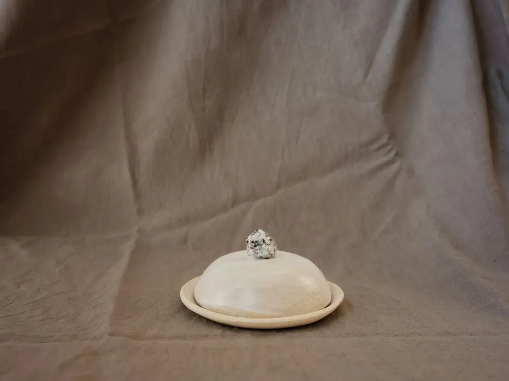 Céramique - Gemmes — Objet sculptural / boîte grès, granite, émail - VALENTINE BENOIST CERAMICS