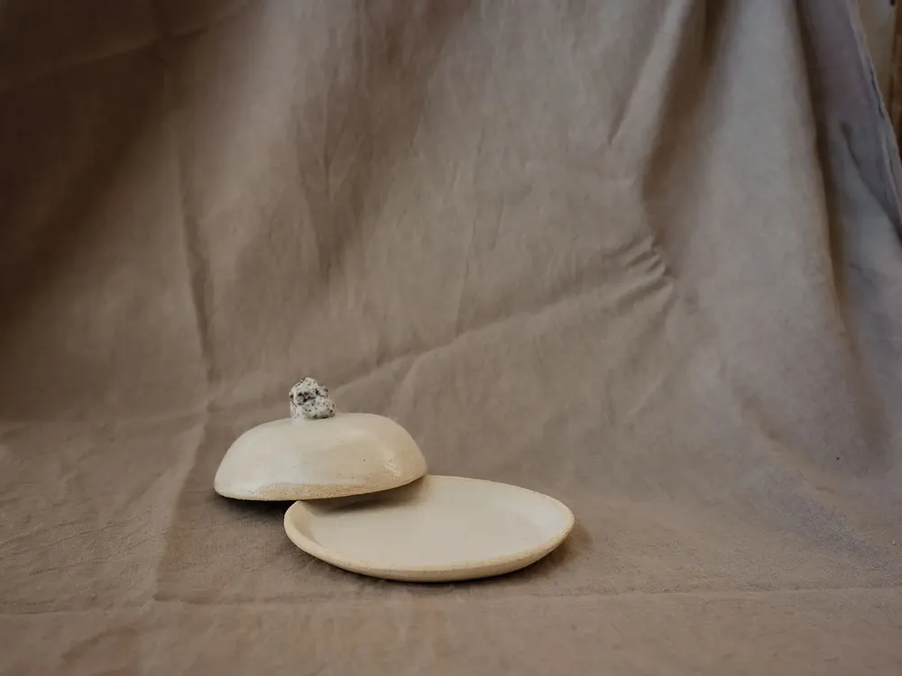 Céramique - Gemmes — Objet sculptural / boîte grès, granite, émail - VALENTINE BENOIST CERAMICS