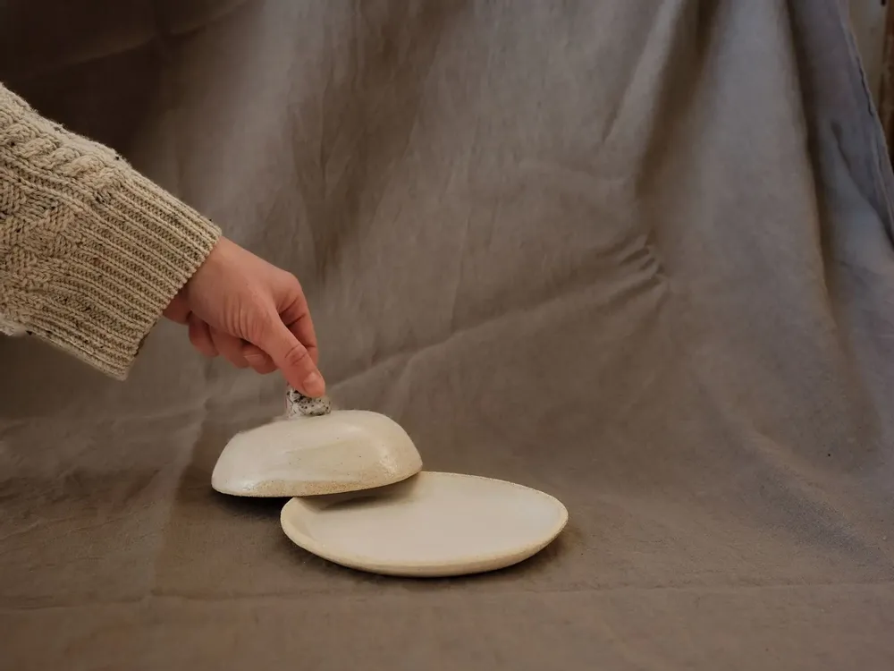 Céramique - Gemmes — Objet sculptural / boîte grès, granite, émail - VALENTINE BENOIST CERAMICS