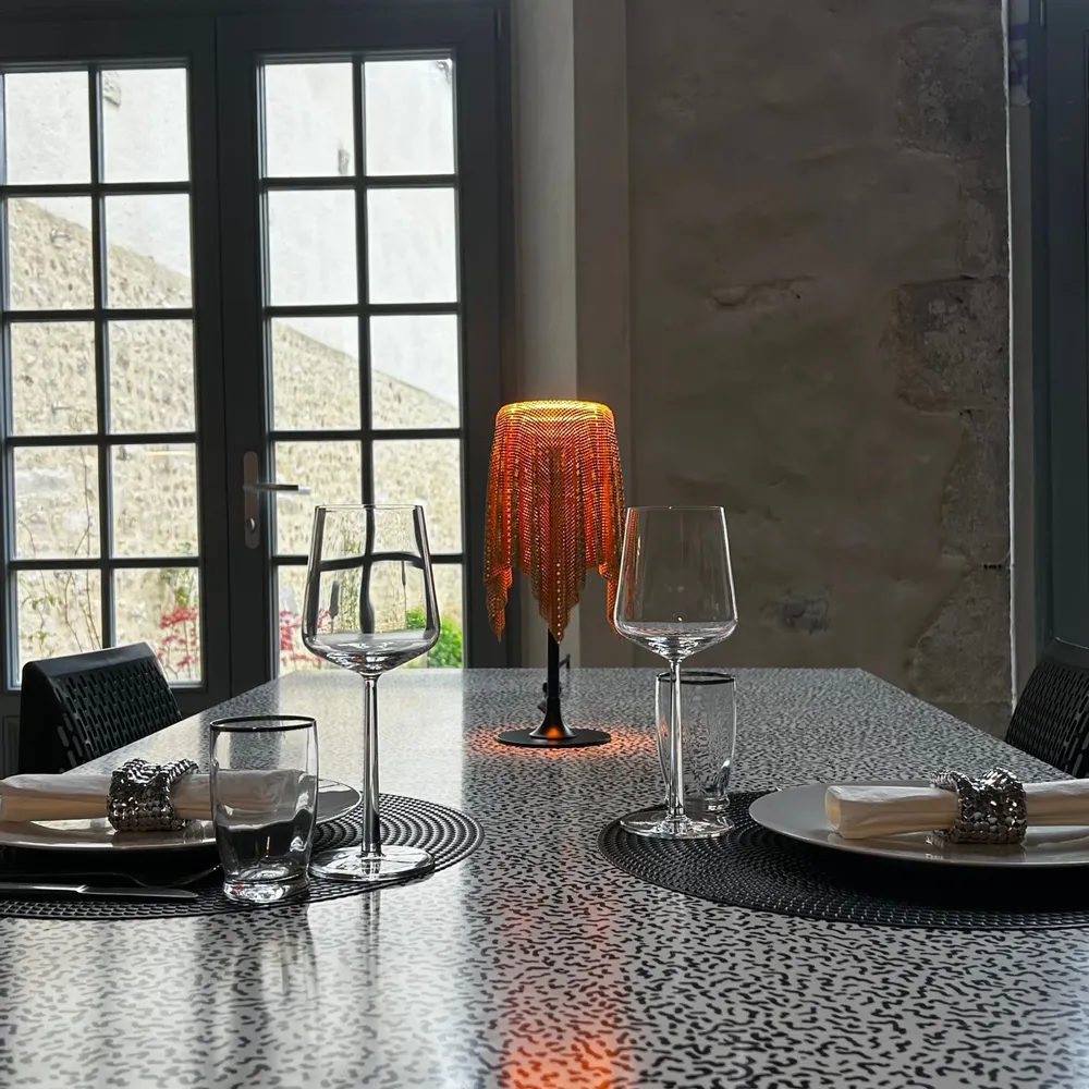 Desk lamps - ADORNU table lamp - INFINITA