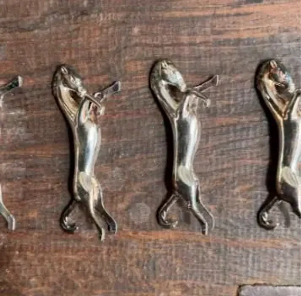 Couverts de service - Lot de 6 porte-couteaux chevaux en métal argenté L8 H2 - OFFICE OBJETS