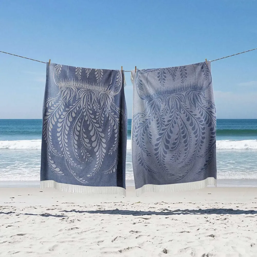 Plaids - Plaid australien en laine mérinos Meduza - LANAVITTA