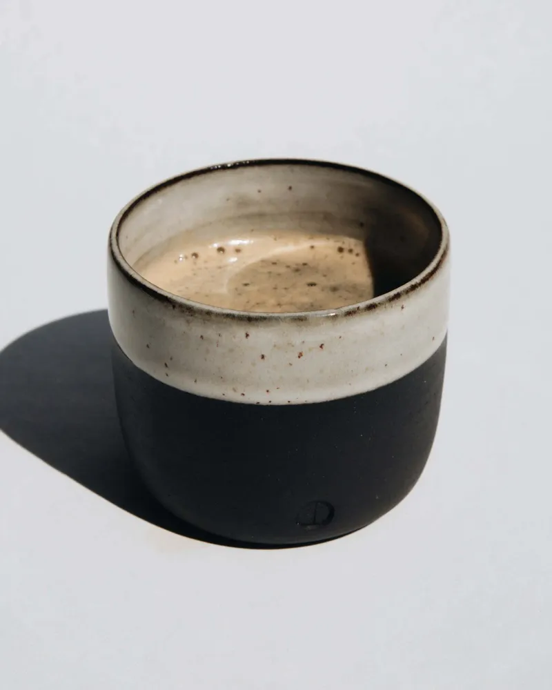 Candles - Ceramic Mug Candle "Land Cream" | Serene (Lavender + Bergamot + Neroli) - OCTŌ
