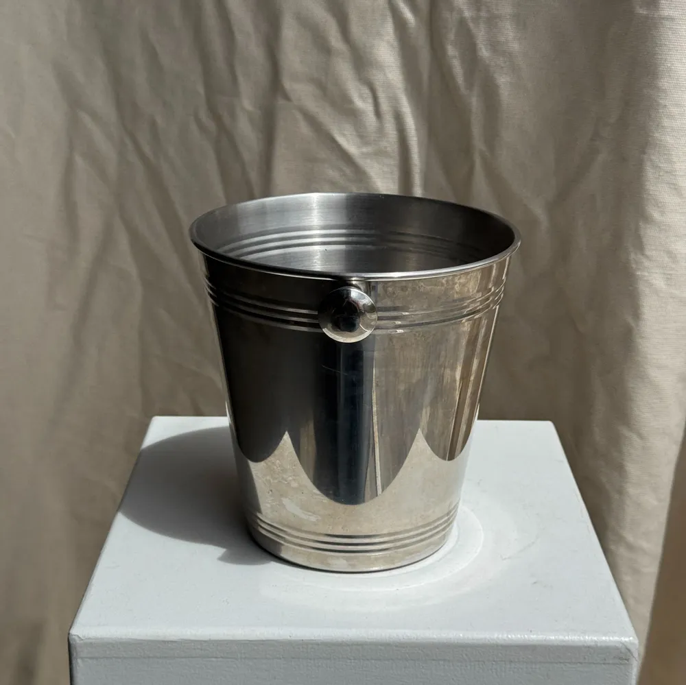 Wine accessories - H19 D19 silver plated champagne bucket - OFFICE OBJETS
