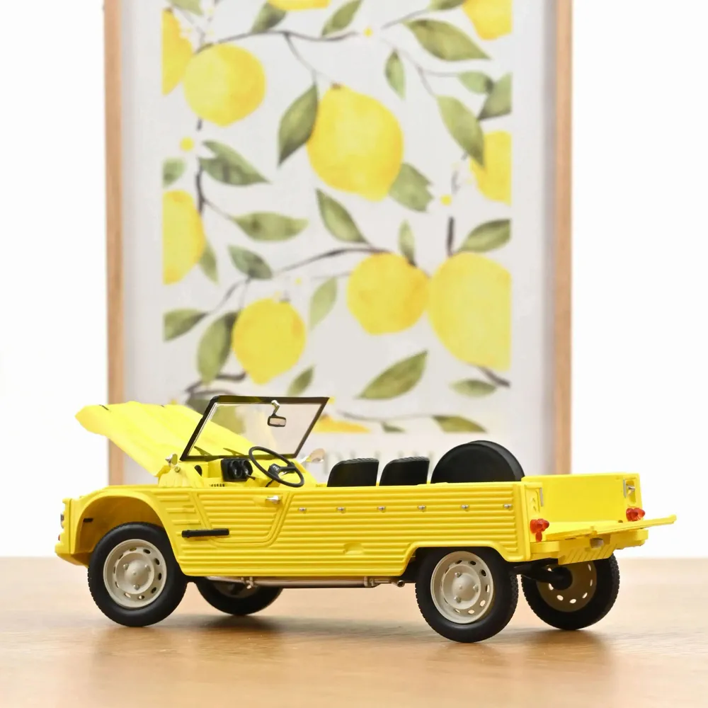 Cadeaux - Citroën Méhari 1983 Jaune Atacama - Voiture miniature 1/18 - NOREV