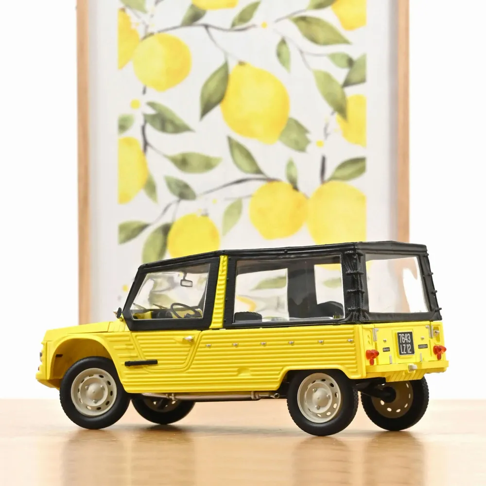 Cadeaux - Citroën Méhari 1983 Jaune Atacama - Voiture miniature 1/18 - NOREV