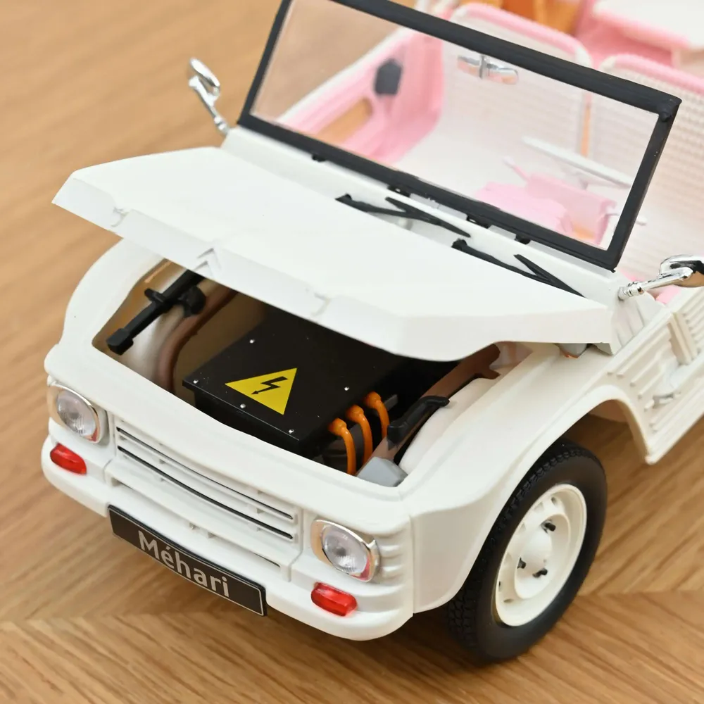 Cadeaux - Citroën Méhari 2023 Blanc et Rose - Voiture miniature 1/18 - NOREV