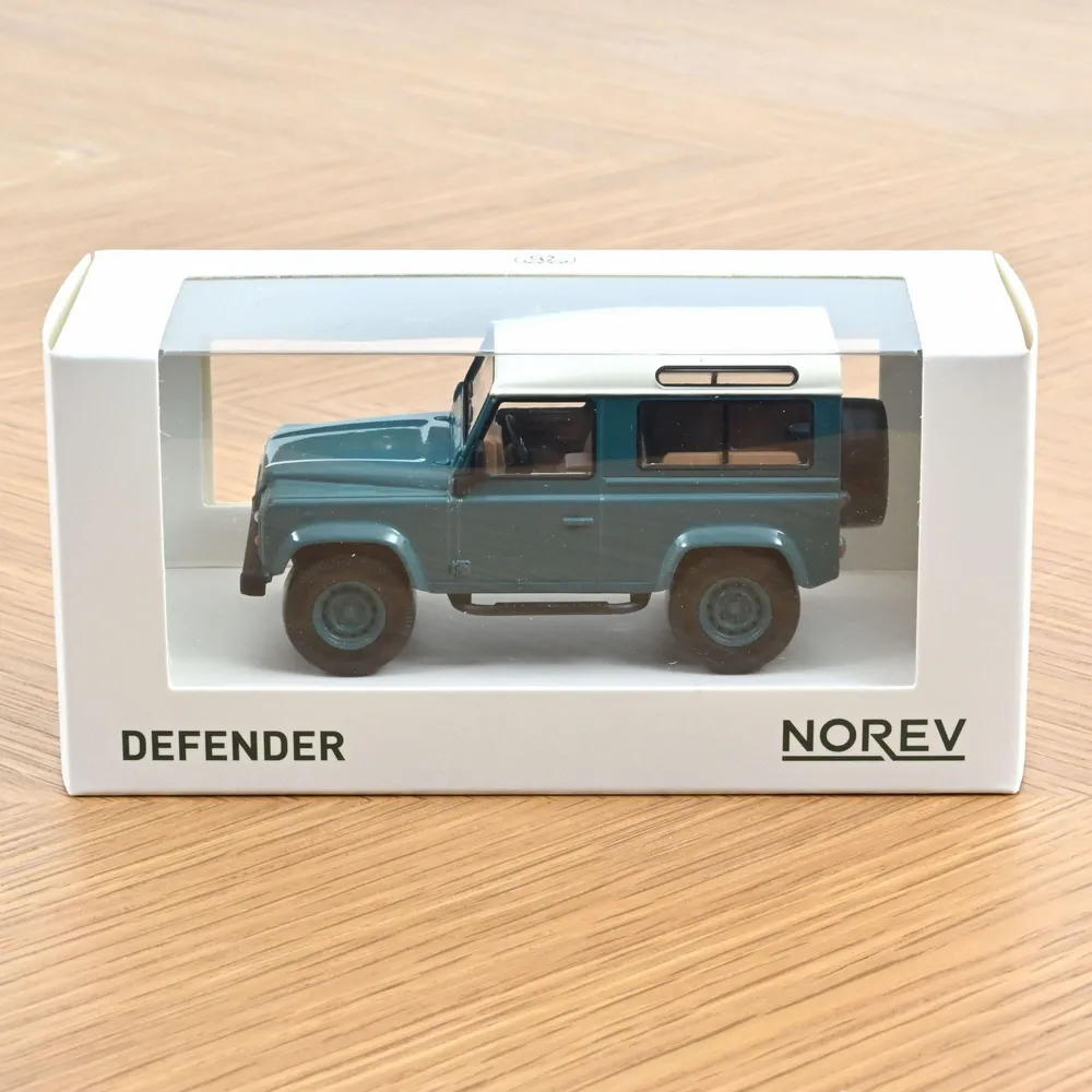 Jouets enfants - Voiture jouet Land Rover Defender Bleu 1995 Jet-car 1/43 - NOREV