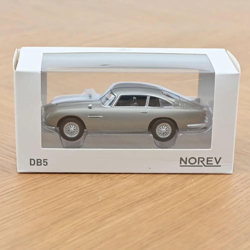 Jouets enfants - Voiture jouet Aston Martin DB5 1963 Gris Bouleau Argenté Jet-car 1/43 - NOREV