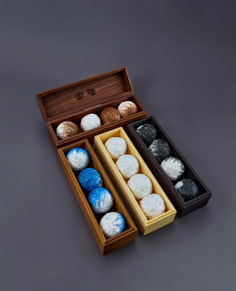 Decorative objects - [SOMIDANG] Hanji Aroma Ball - KOREA CRAFT&DESIGN FOUNDATION