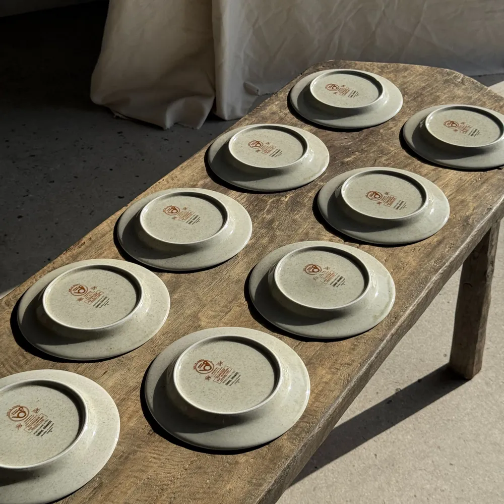 Assiettes au quotidien - Lot de 9 petites assiettes à dessert en porcelaine de Sologne - OFFICE OBJETS