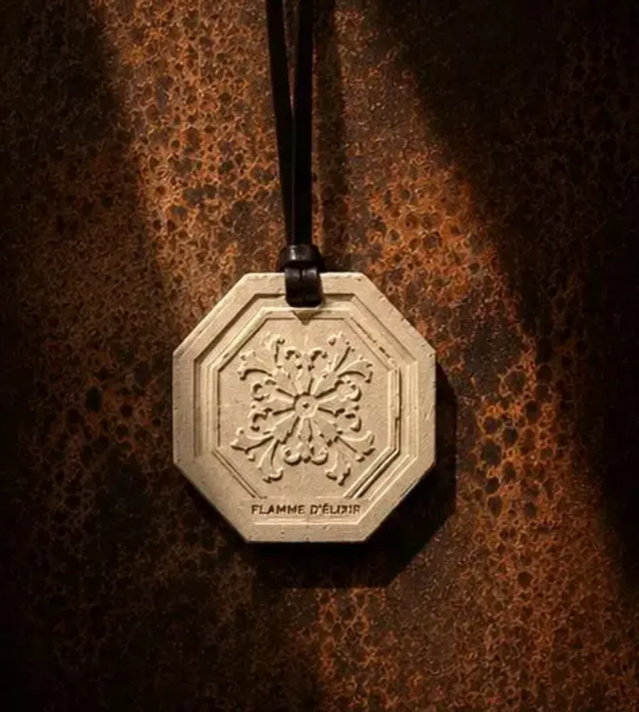 Diffuseurs de parfums - La Rosace — Pierre parfumée - JASMIN ET ABRICOT - PIERRE MARBRÉE - FLAMME D'ÉLIXIR
