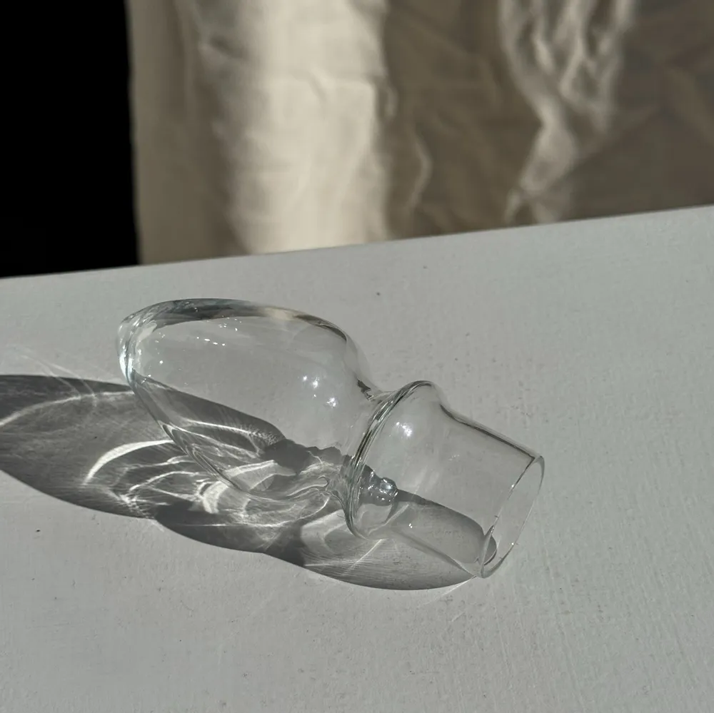 Carafes - Glass carafe with cap D11 H35.5 - OFFICE OBJETS