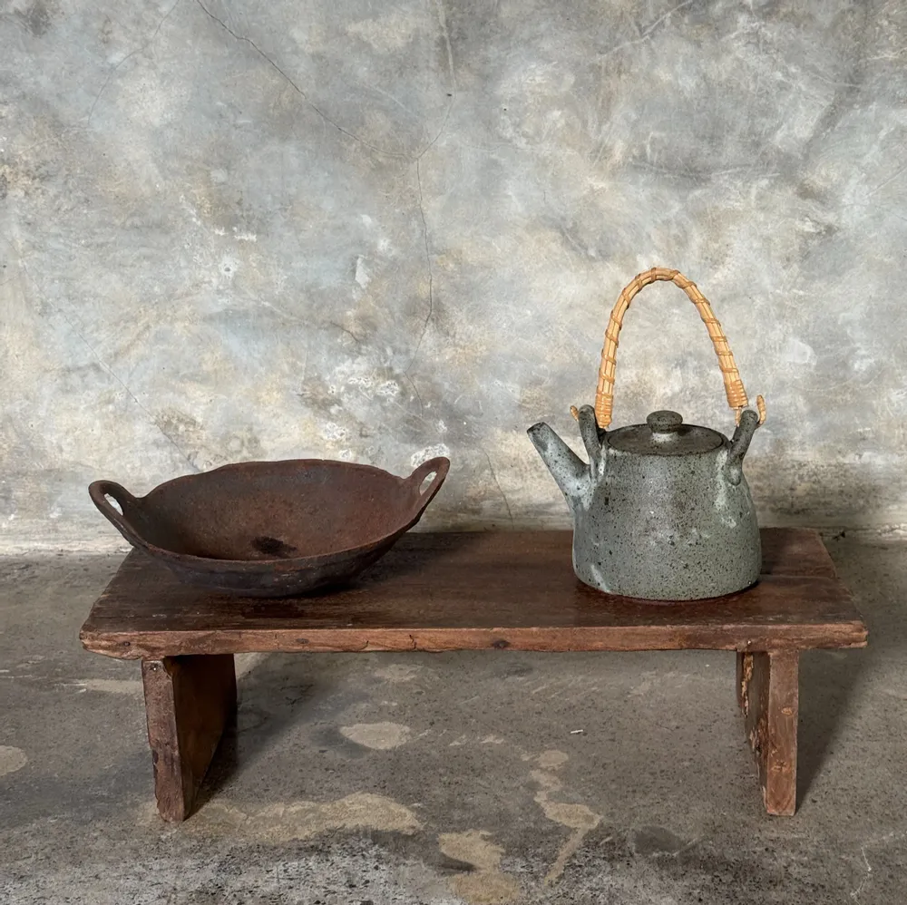 Stools - Small low bench in ancient teak from Indonesia H14 L50 - OFFICE OBJETS