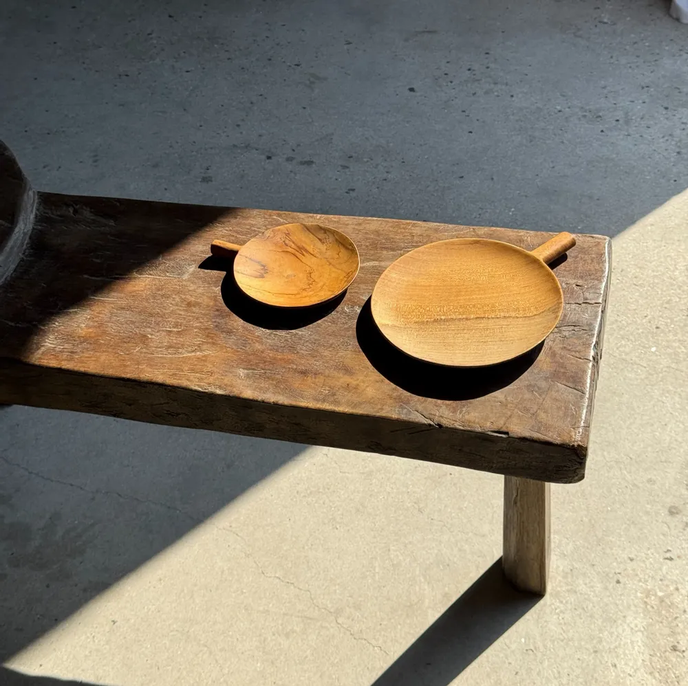 Assiettes de réception - Set de 2 coupelles de service en teck d'Indonésie D14 &D25 - OFFICE OBJETS