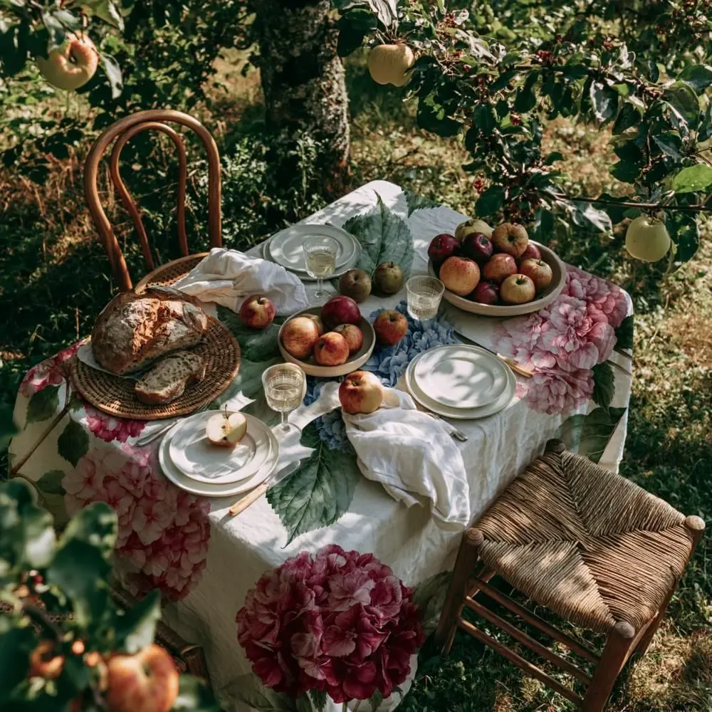 Table cloths - 100% linen tablecloth HYDRANGEA 140x250cm - NORRAVILLA