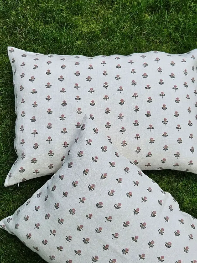 Comforters and pillows - 100% Linen Pillowcase - Beige small flowers print on heavy linen - NORRAVILLA