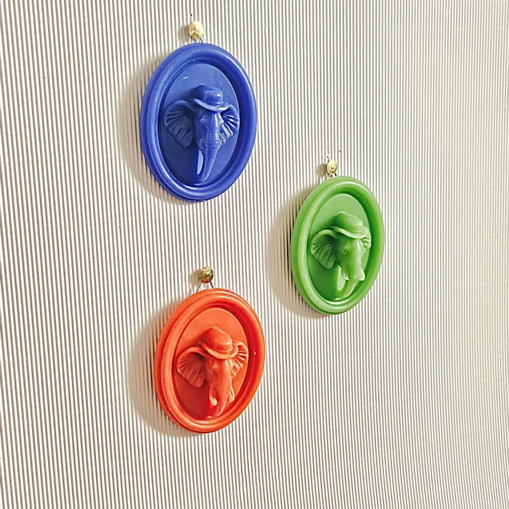 Gifts - Gallery Elephant - scented cameo - PONPON CURIOSITAS