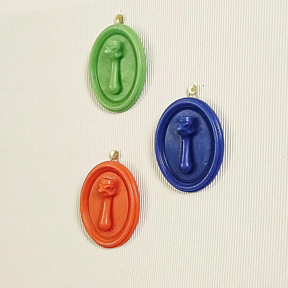 Gifts - Gallery Ostrich - scented cameo - PONPON CURIOSITAS